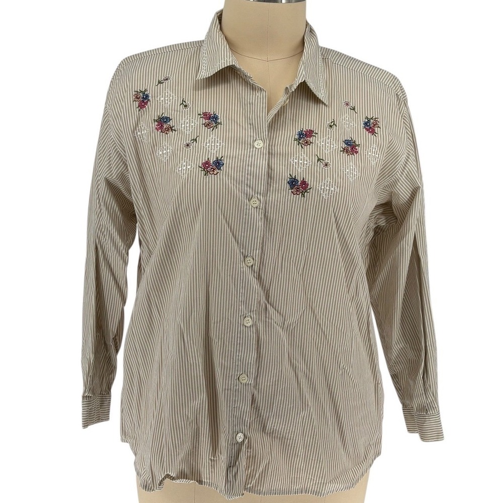 Capacity Woman Button Down Shirt Tan White Stripe Floral 100% Cotton 3X